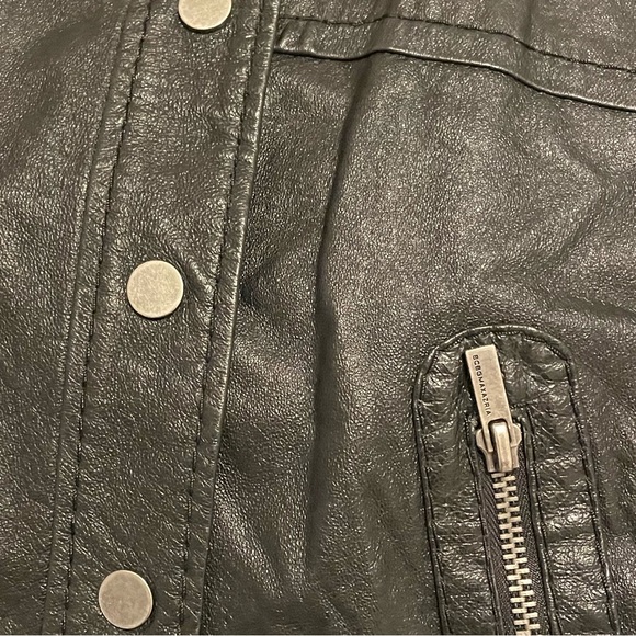 BCBG Maxazria Black Leather Jacket Size Small EUC - Picture 5 of 5